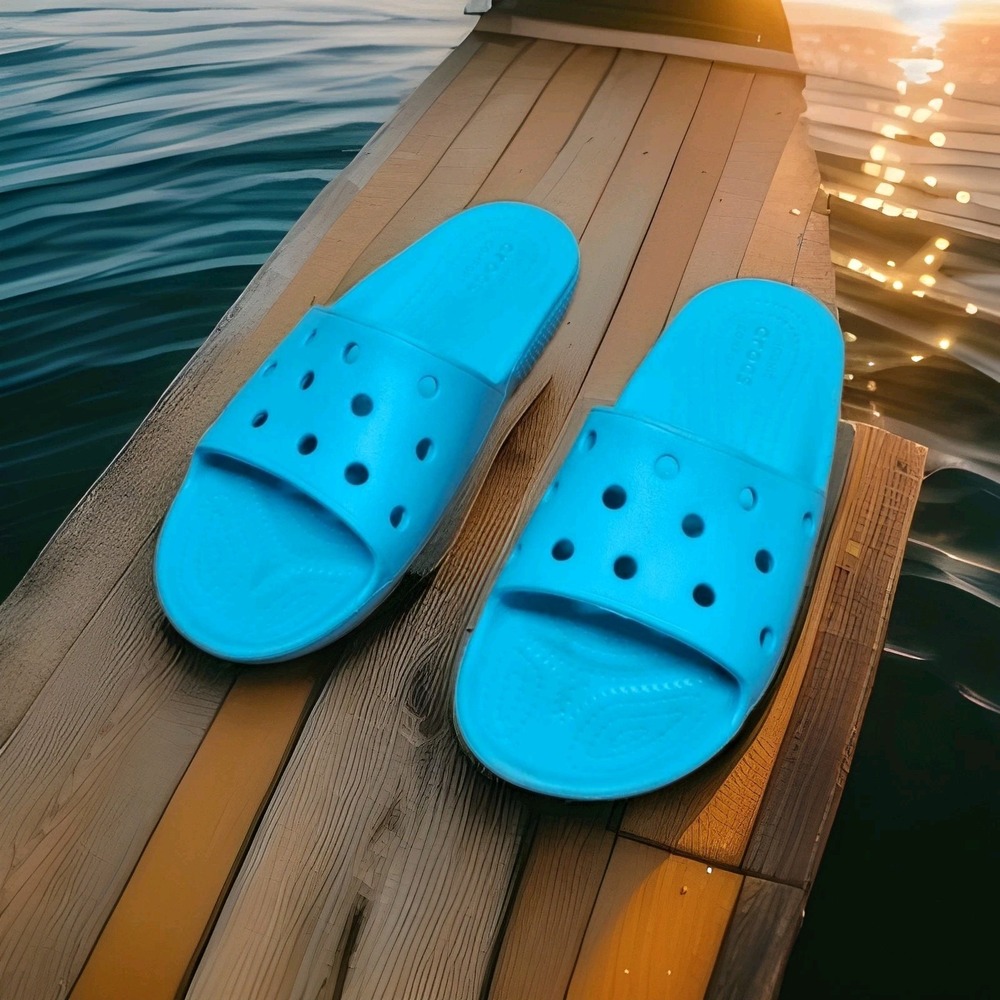 CROCS Classic Slides Slip On Sandals Big Kid's J6 Aqua Blue Beach Boating Fun